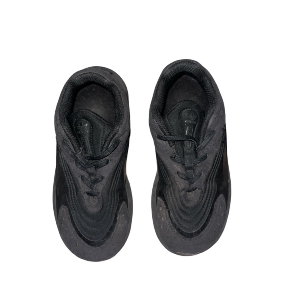Boy’s Adidas Black Sneakers Chunky Design Comfort